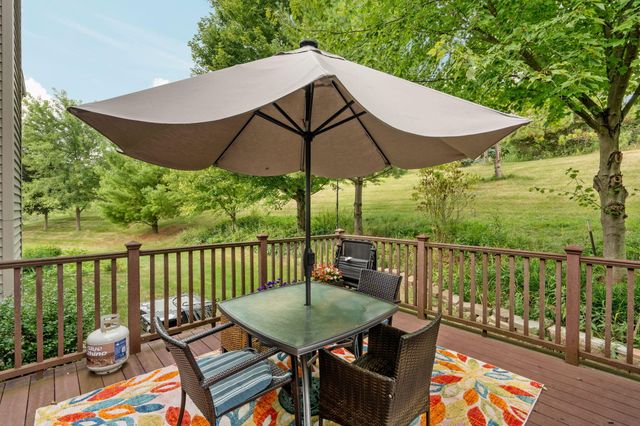 2240 Indian Creek Circle, Ann Arbor, MI 48105