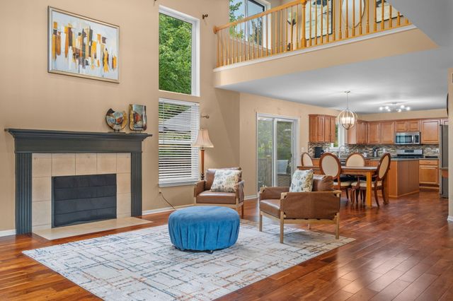 2240 Indian Creek Circle, Ann Arbor, MI 48105