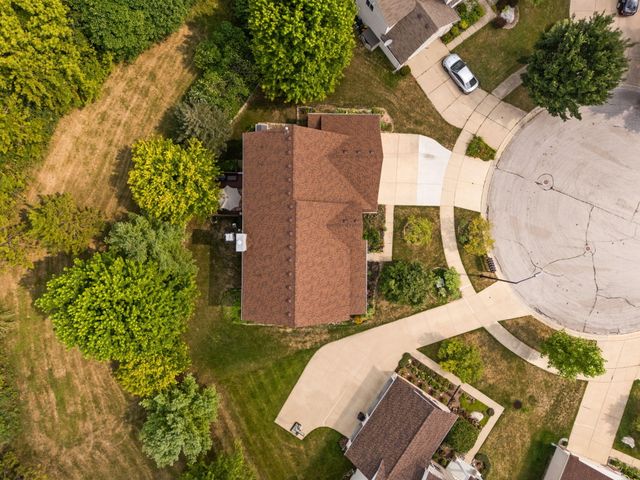2240 Indian Creek Circle, Ann Arbor, MI 48105