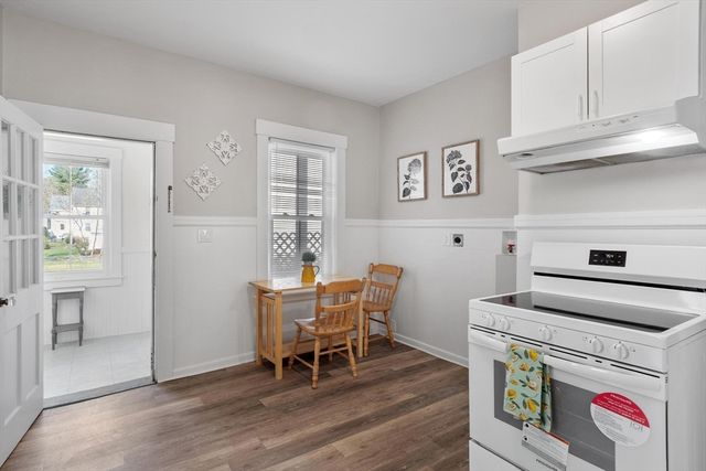 15R Warren Ave 15R, Chelmsford, MA 01824