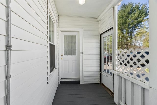 15R Warren Ave 15R, Chelmsford, MA 01824