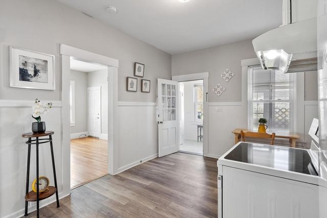 15R Warren Ave 15R, Chelmsford, MA 01824