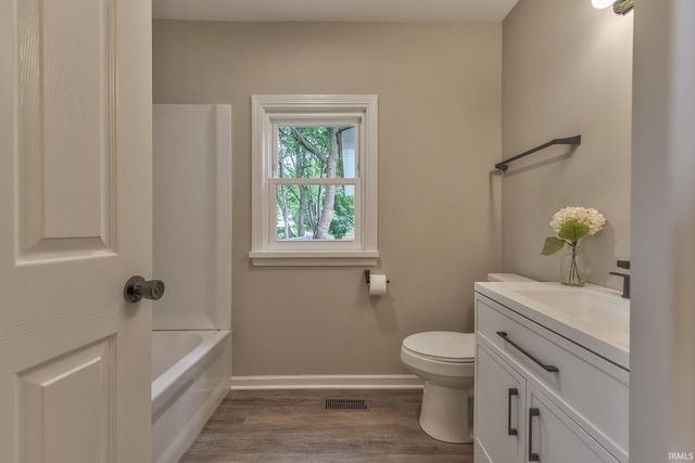 1308 E Walnut Street, Evansville, IN 47714