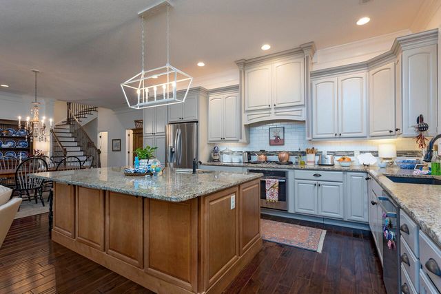 282 Keystone Drive NE, Cleveland, TN 37312