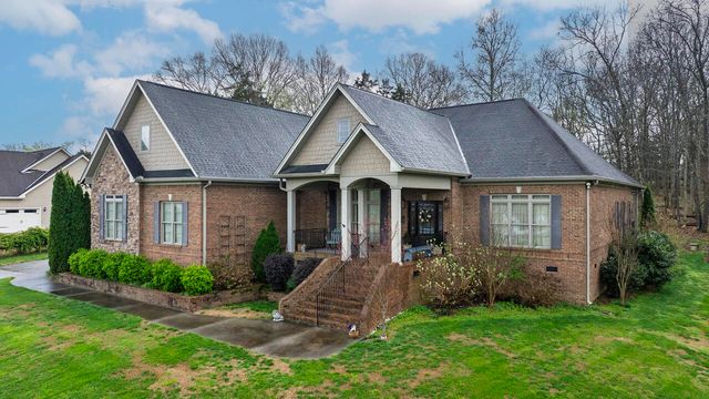282 Keystone Drive NE, Cleveland, TN 37312