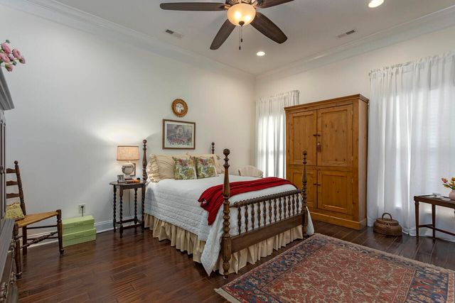 282 Keystone Drive NE, Cleveland, TN 37312