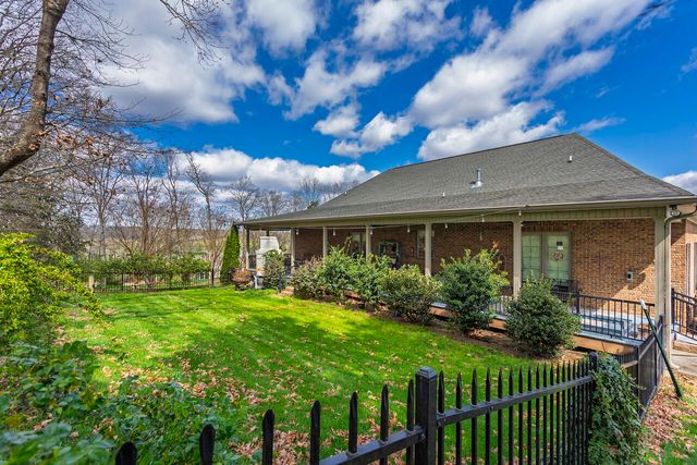 282 Keystone Drive NE, Cleveland, TN 37312