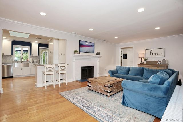 29 Clinton Avenue, Tappan, NY 10983