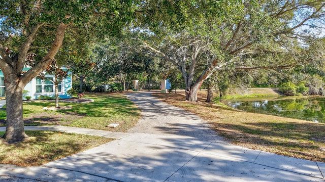 1930 FRUITRIDGE STREET, Brandon, FL 33510