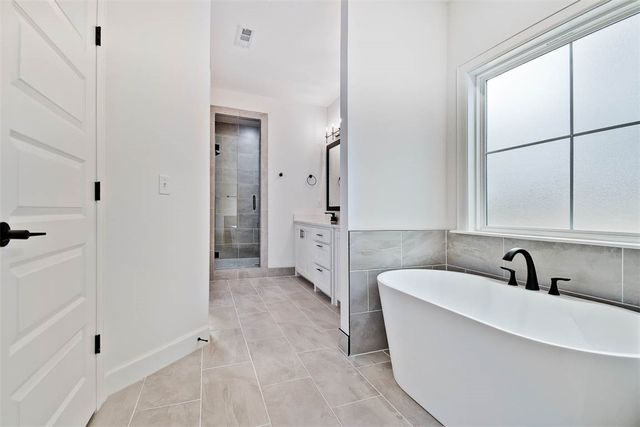 35 Chelmsworth Drive, Bella Vista, AR 72715
