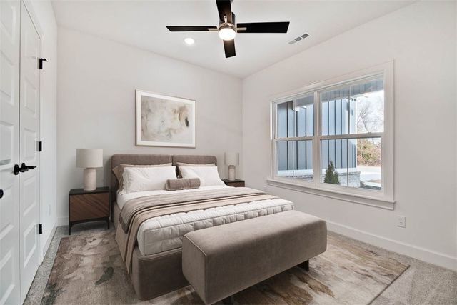 35 Chelmsworth Drive, Bella Vista, AR 72715