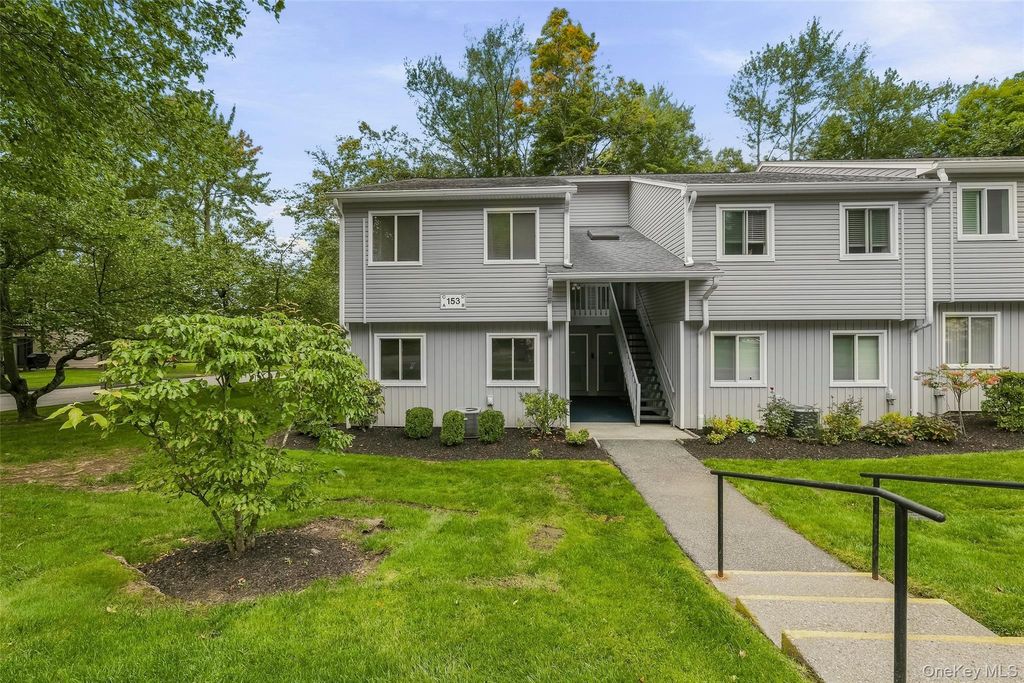 153 Flintlock Way A, Yorktown Heights, NY 10598 — exterior