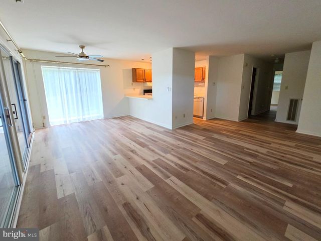 8-A OLYMPIC DR, Reading, PA 19607