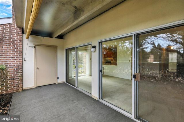 8-A OLYMPIC DR, Reading, PA 19607
