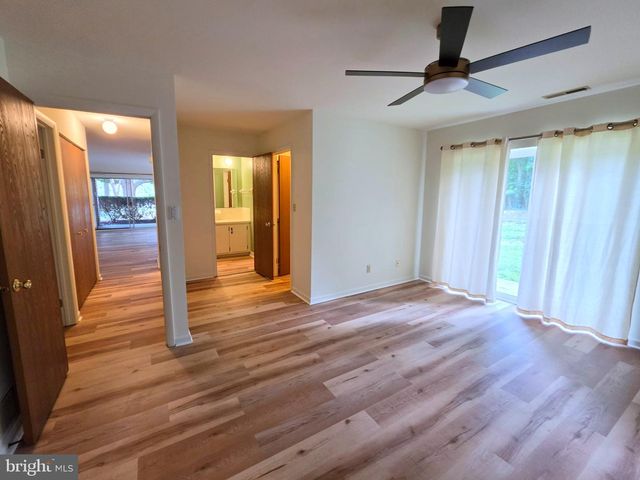 8-A OLYMPIC DR, Reading, PA 19607