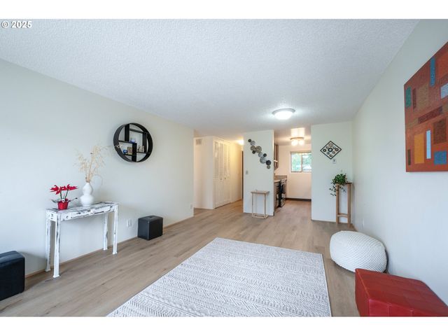 4059 DONALD St, Eugene, OR 97405