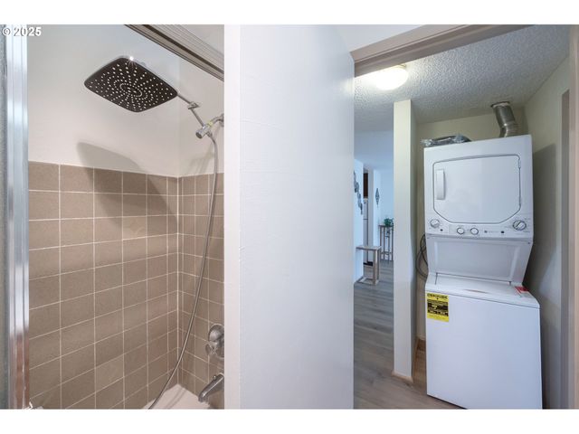 4059 DONALD St, Eugene, OR 97405