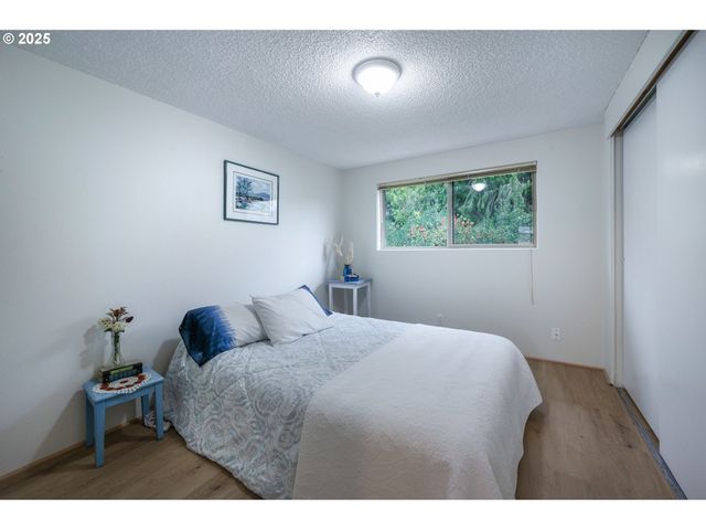 4059 DONALD St, Eugene, OR 97405