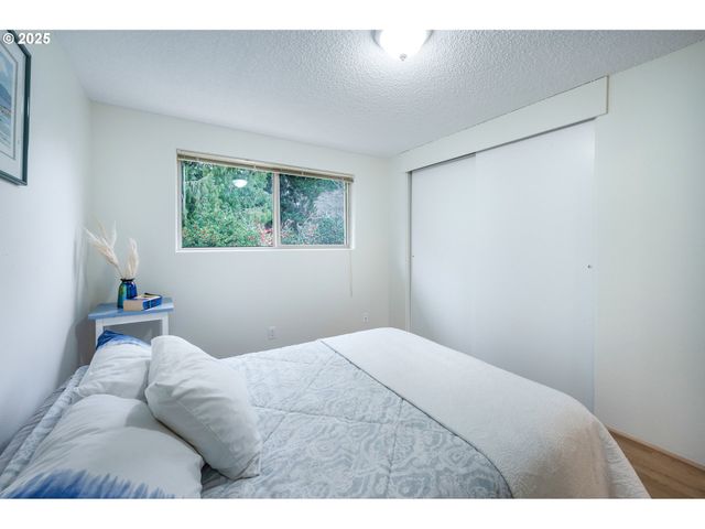 4059 DONALD St, Eugene, OR 97405