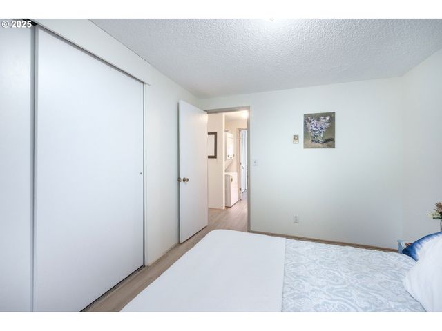 4059 DONALD St, Eugene, OR 97405