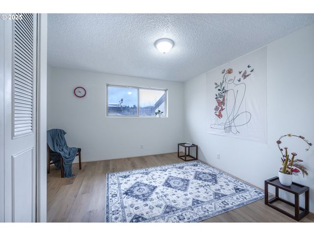 4059 DONALD St, Eugene, OR 97405