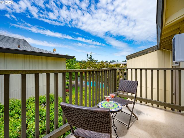 4059 DONALD St, Eugene, OR 97405