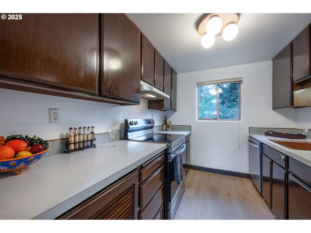 4059 DONALD St, Eugene, OR 97405