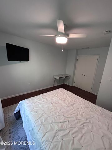 28 Hopi Drive, Middletown, NJ 07748