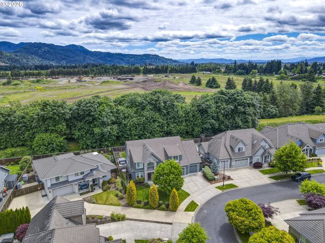 3735 NORWICH Ave, Eugene, OR 97408