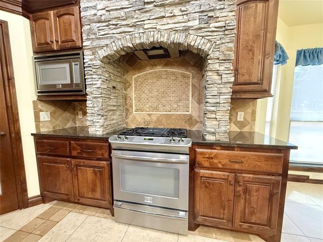 17820 SE 104th Street, Newalla, OK 74857