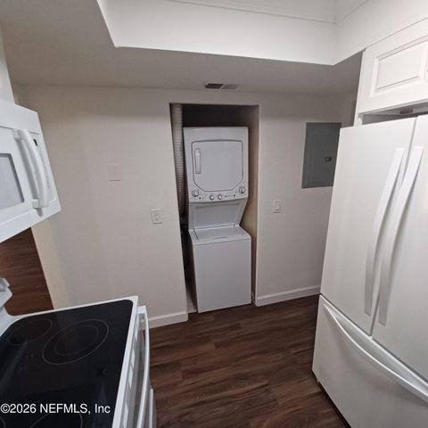 3918 LA MIRADA Drive N 7, Jacksonville, FL 32217