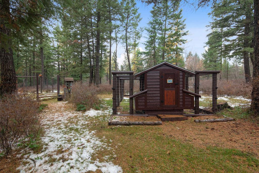 290 Larch Ridge, Columbia Falls, MT 59912 photo 13