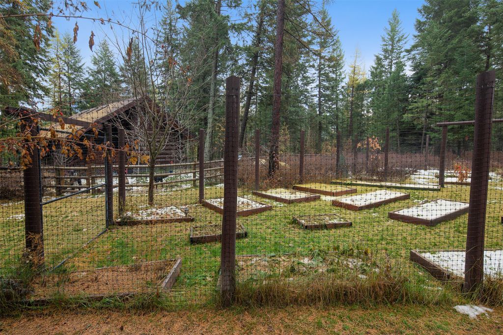 290 Larch Ridge, Columbia Falls, MT 59912 photo 14