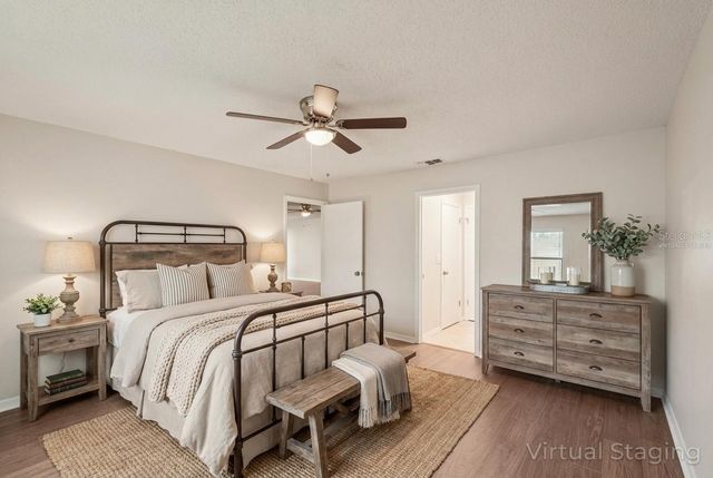 2009 HEREFORD DRIVE, Sun City Center, FL 33573