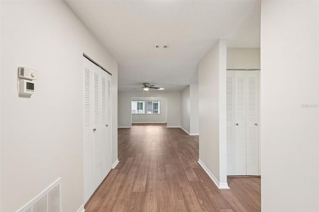 2009 HEREFORD DRIVE, Sun City Center, FL 33573