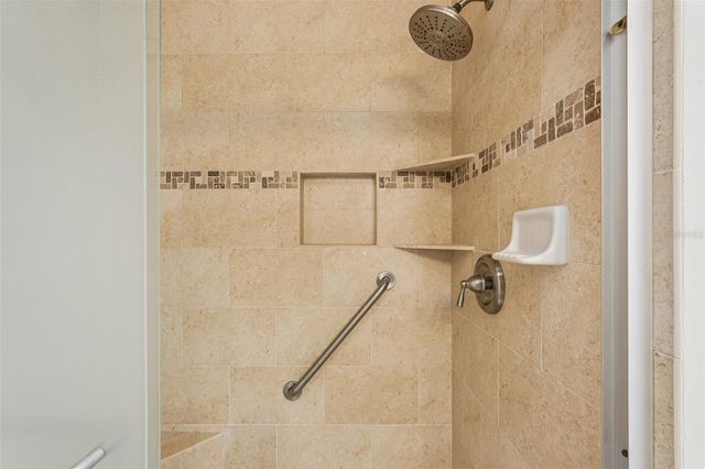 2009 HEREFORD DRIVE, Sun City Center, FL 33573