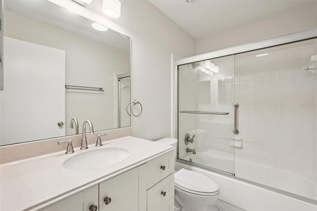 2009 HEREFORD DRIVE, Sun City Center, FL 33573