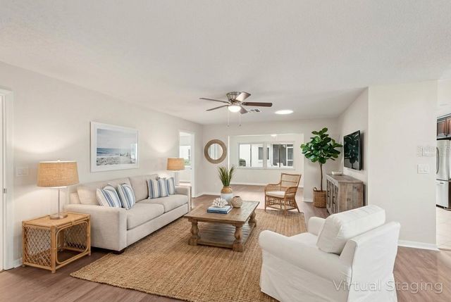 2009 HEREFORD DRIVE, Sun City Center, FL 33573