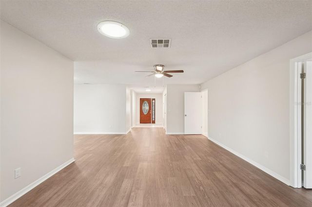 2009 HEREFORD DRIVE, Sun City Center, FL 33573