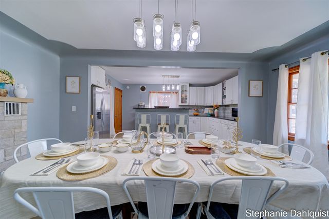 1140 W Giles Road, Muskegon, MI 49445