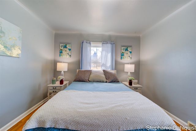 1140 W Giles Road, Muskegon, MI 49445