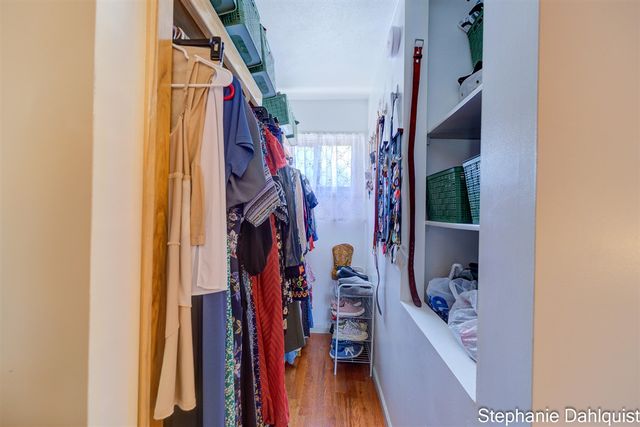 1140 W Giles Road, Muskegon, MI 49445