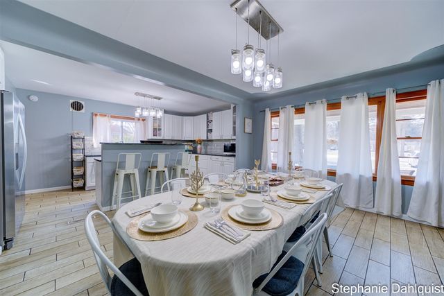 1140 W Giles Road, Muskegon, MI 49445