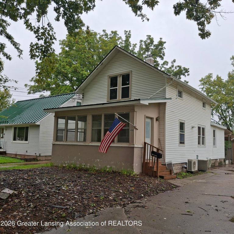 410 W Berry Avenue, Lansing, MI 48910