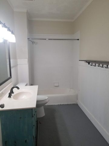 1224 Raymond Avenue, Fort Pierce, FL 34950