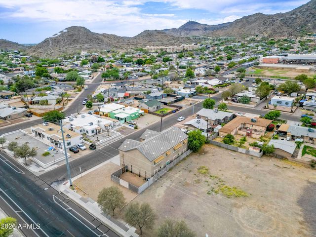 204 E Hatcher Road, Phoenix, AZ 85020