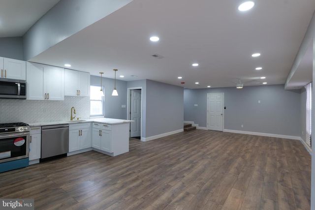 4905 MIDWOOD AVE, Baltimore, MD 21212