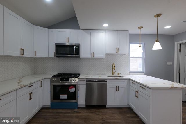 4905 MIDWOOD AVE, Baltimore, MD 21212