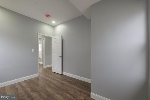 4905 MIDWOOD AVE, Baltimore, MD 21212