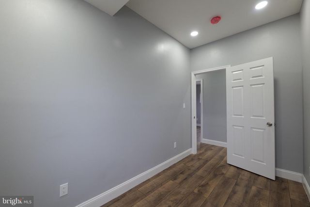 4905 MIDWOOD AVE, Baltimore, MD 21212